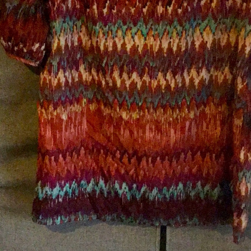 Colorful Patterned Blouse - Picture 2 of 2